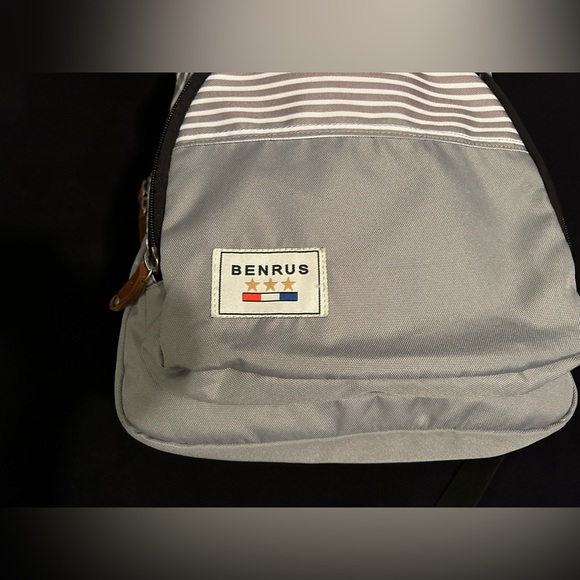 BENRUS 17” Padded Laptop Backpack with Leather Accents - Picture 4 of 13